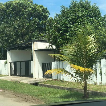 Nur Villa Sg Soi Kuantan Esterno foto